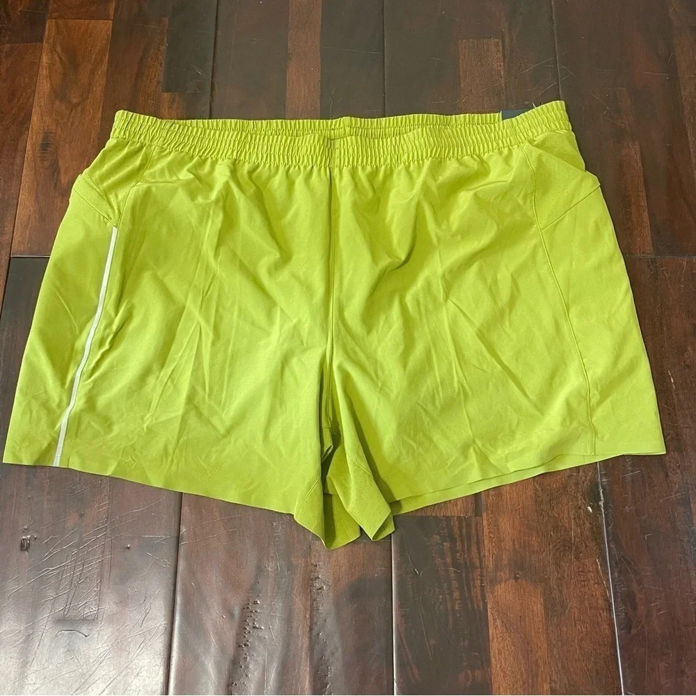 VRST 5” Accelerate Shorts Men’s XXL Green Bright Moss NWT Boxer Brief Liner
